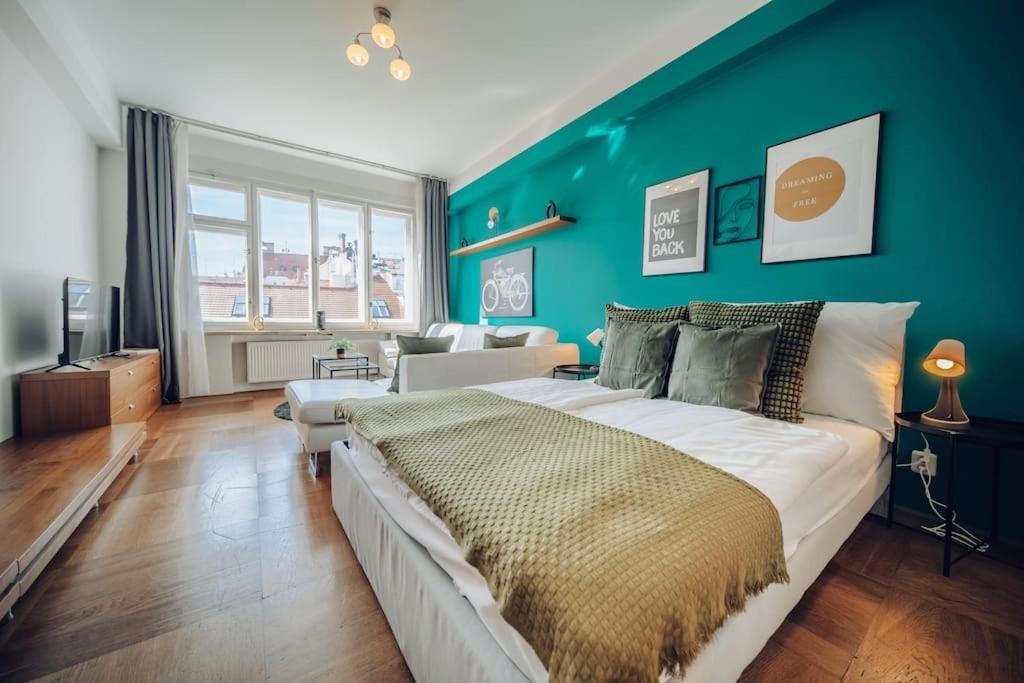 Downtown 2Bd Riverside Apartment Near Dancing House Praga Exterior foto