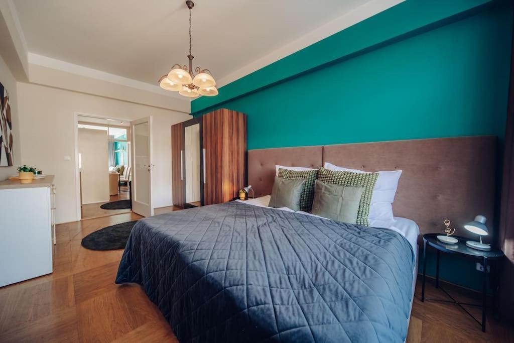 Downtown 2Bd Riverside Apartment Near Dancing House Praga Exterior foto