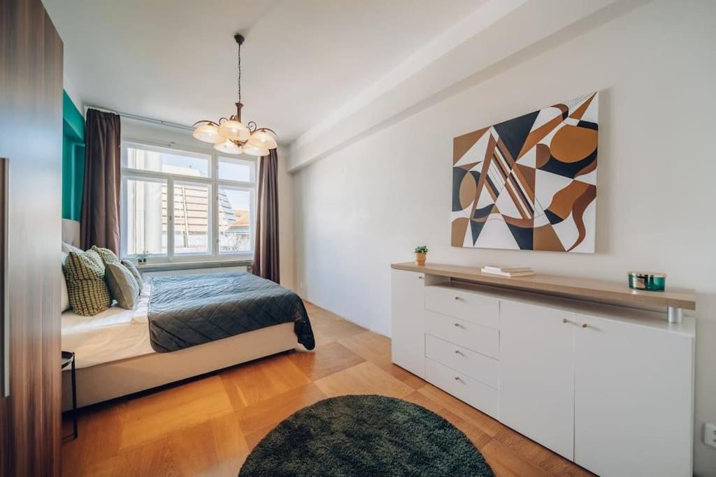 Downtown 2Bd Riverside Apartment Near Dancing House Praga Exterior foto